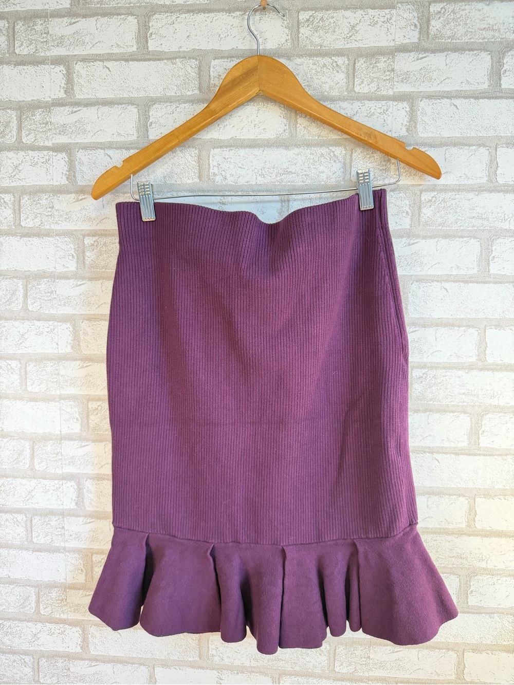 Express Plum Ribbed Pencil Skirt with Flounce Hem